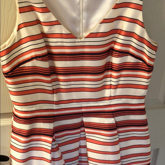 Ann Taylor Dress 8P - Picture 4 of 4